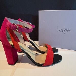 Botkier New York. Color block ankle strap sandal. Block heel.